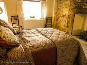 Harwes Farm Cottage